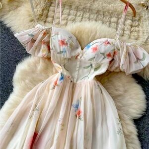 Off The Shoulder Sexy Strap Dress
Summer Strapless Backless Print Long dress.